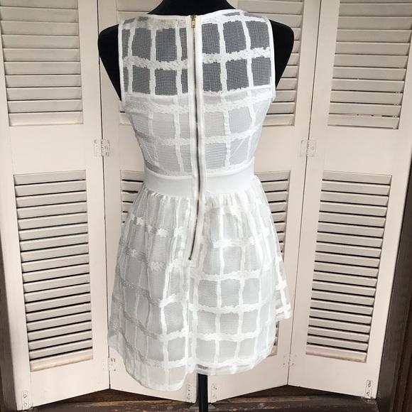 Anthropologie White dress lace bridal fit n flare - Picture 2 of 6